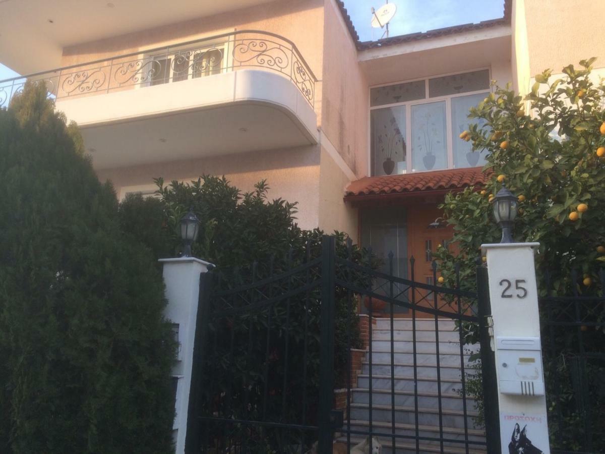 Maria'S House Apartment เอเธนส์ ภายนอก รูปภาพ